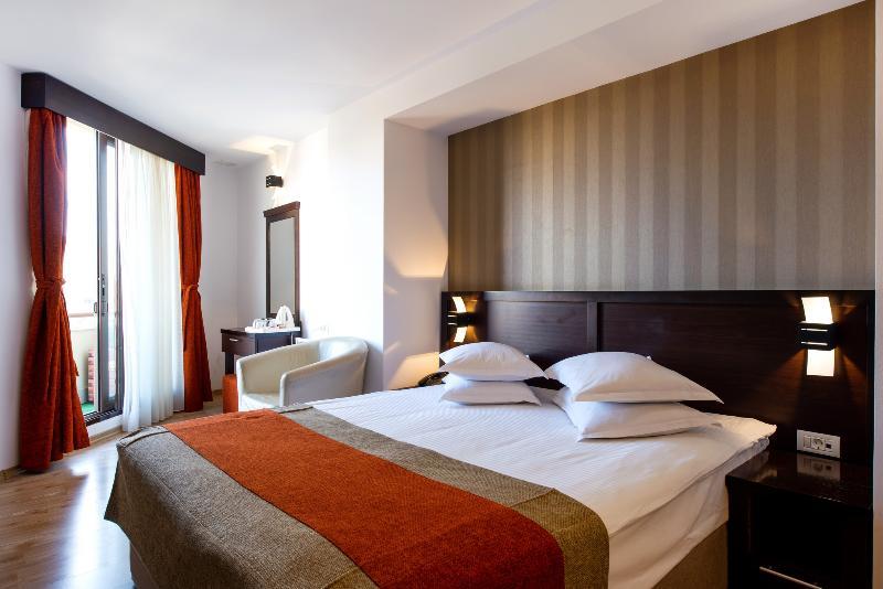 Hotel Duke Armeneasca Center - Ex Tempo Bukarest