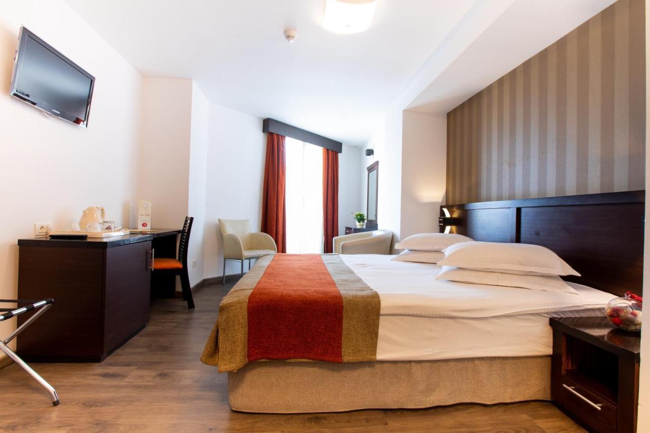 Hotel Duke Armeneasca Center - Ex Tempo